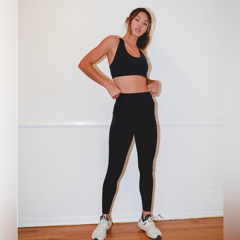 Black Losano Essential Pocket Legging | Size Large